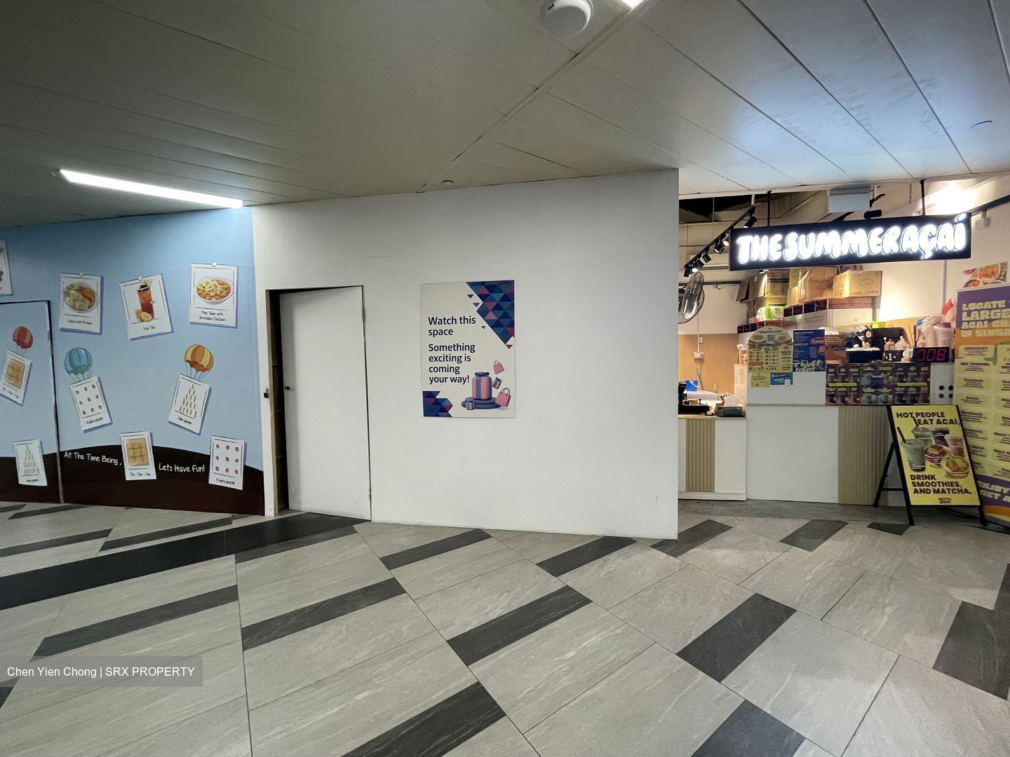 Northshore Drive (D19), Retail #609606321